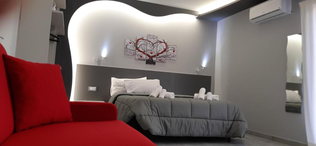 Donjon Suite Centro Storico 卡斯特布奥诺 外观 照片